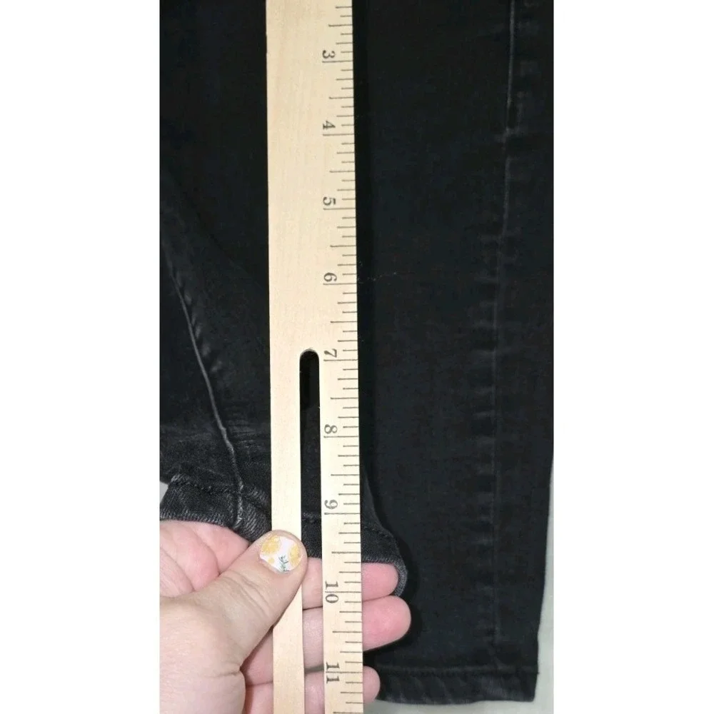 Seven7 Women's Size 8 Black Bermuda Stretch Denim Jean‎ Shorts 32x10 Outdoor (2)